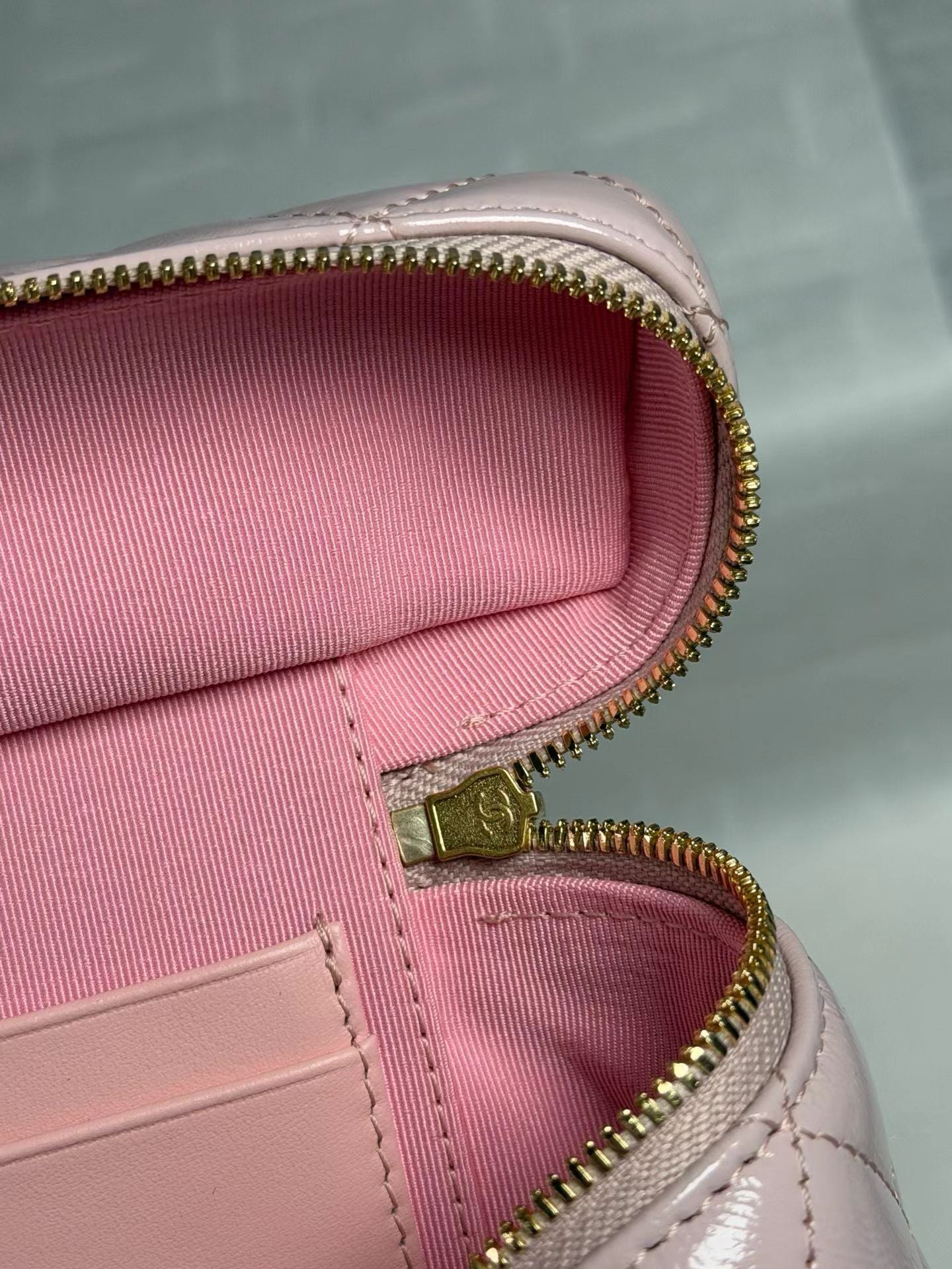 26C Vanity Case