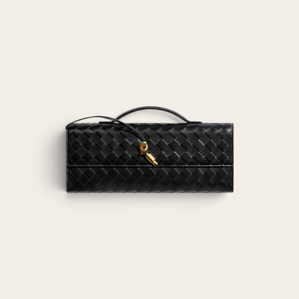 Bottega Veneta Andiamo Clutch – Black