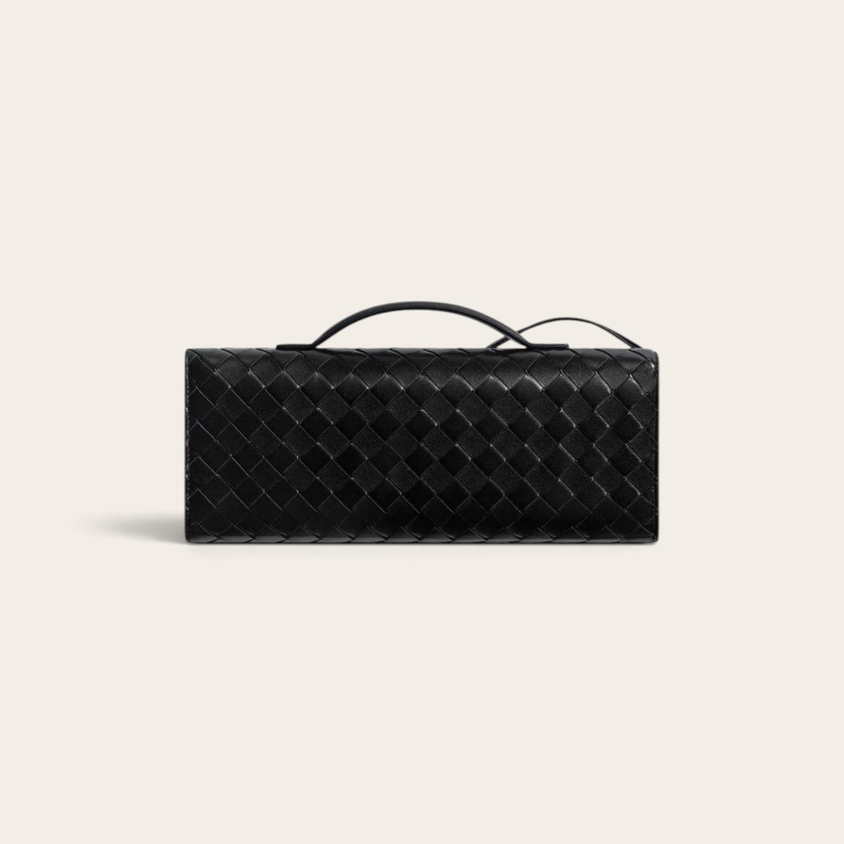 Bottega Veneta Andiamo Clutch – Black detail