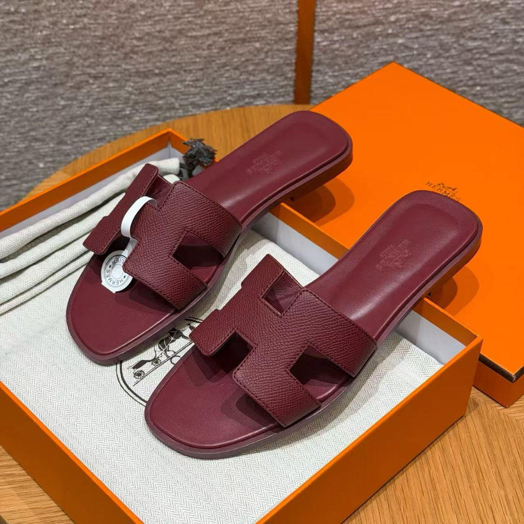 H Style Flat Sandals – Burgundy