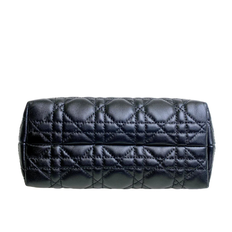 Dior Lady Dior Black – Timeless Luxury Piece