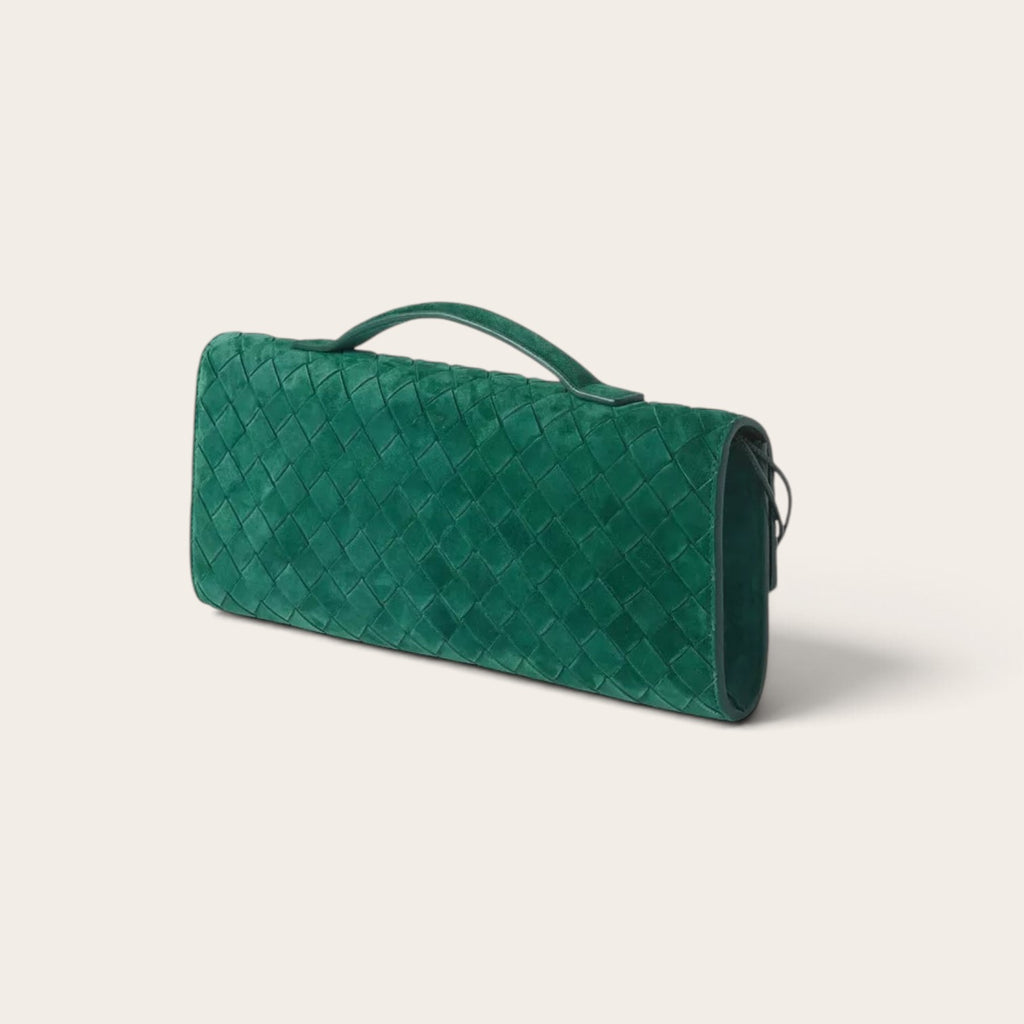 Bottega Veneta Andiamo Clutch Green Suede detail