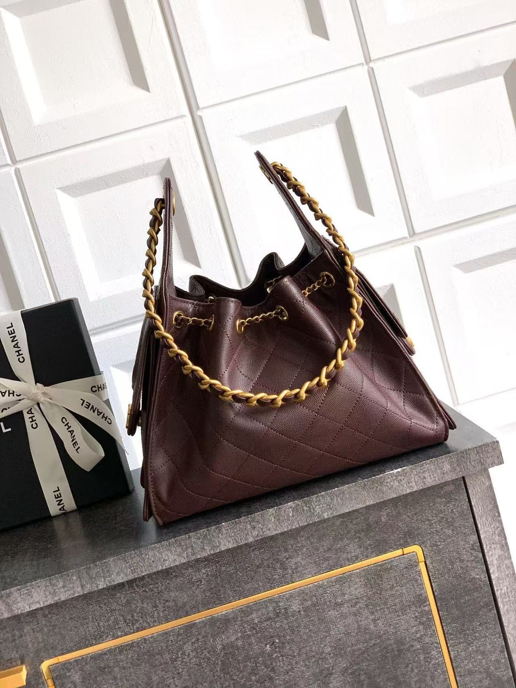 Chanel 25 burgundy handbag back view