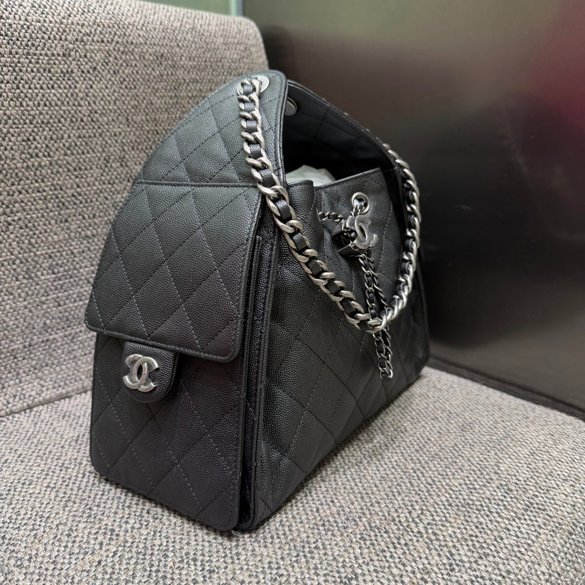 Chanel 26C Mini Drawstring Bag black view 2