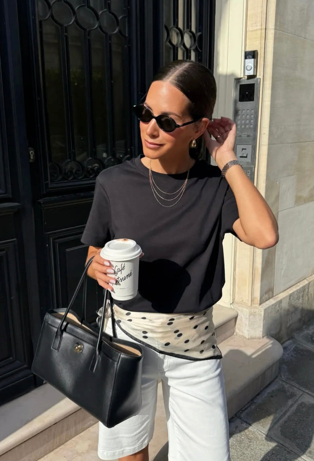 Chanel 26S Large Shopping Bag black - lifestyle view 1