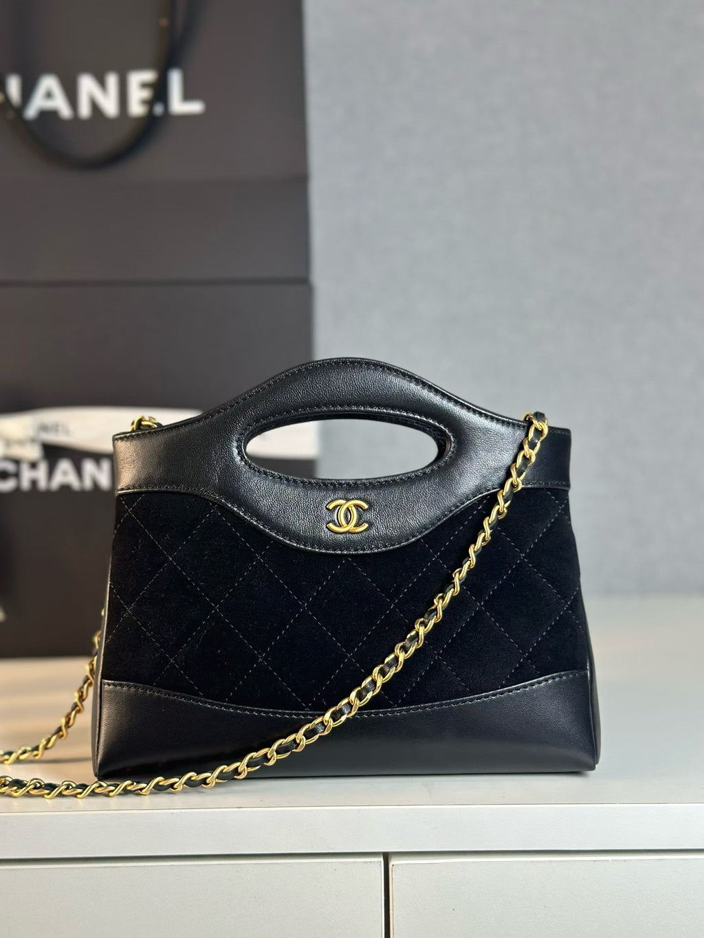 31 Bag Nano Black chain detail