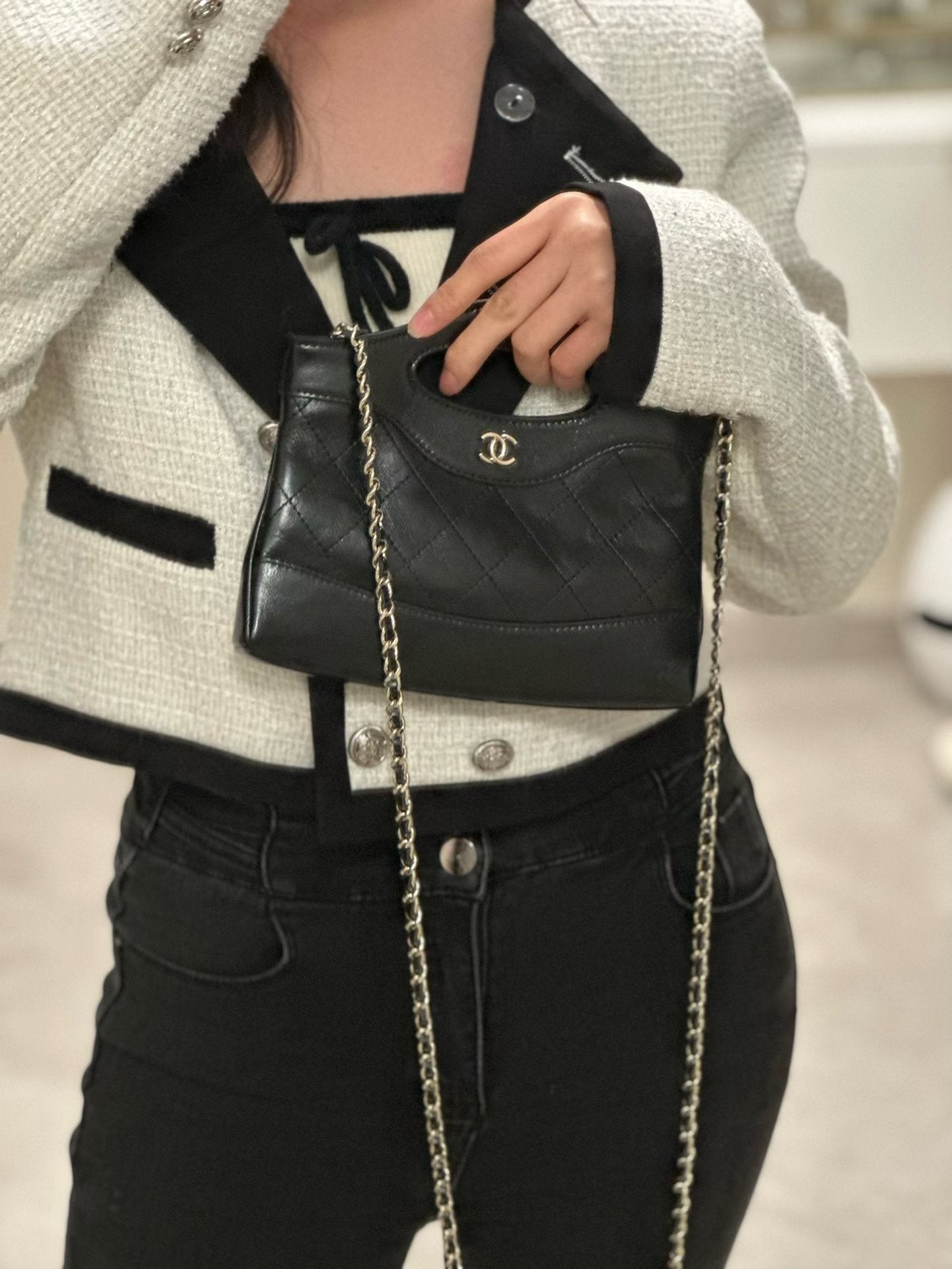 Black 31 Nano bag