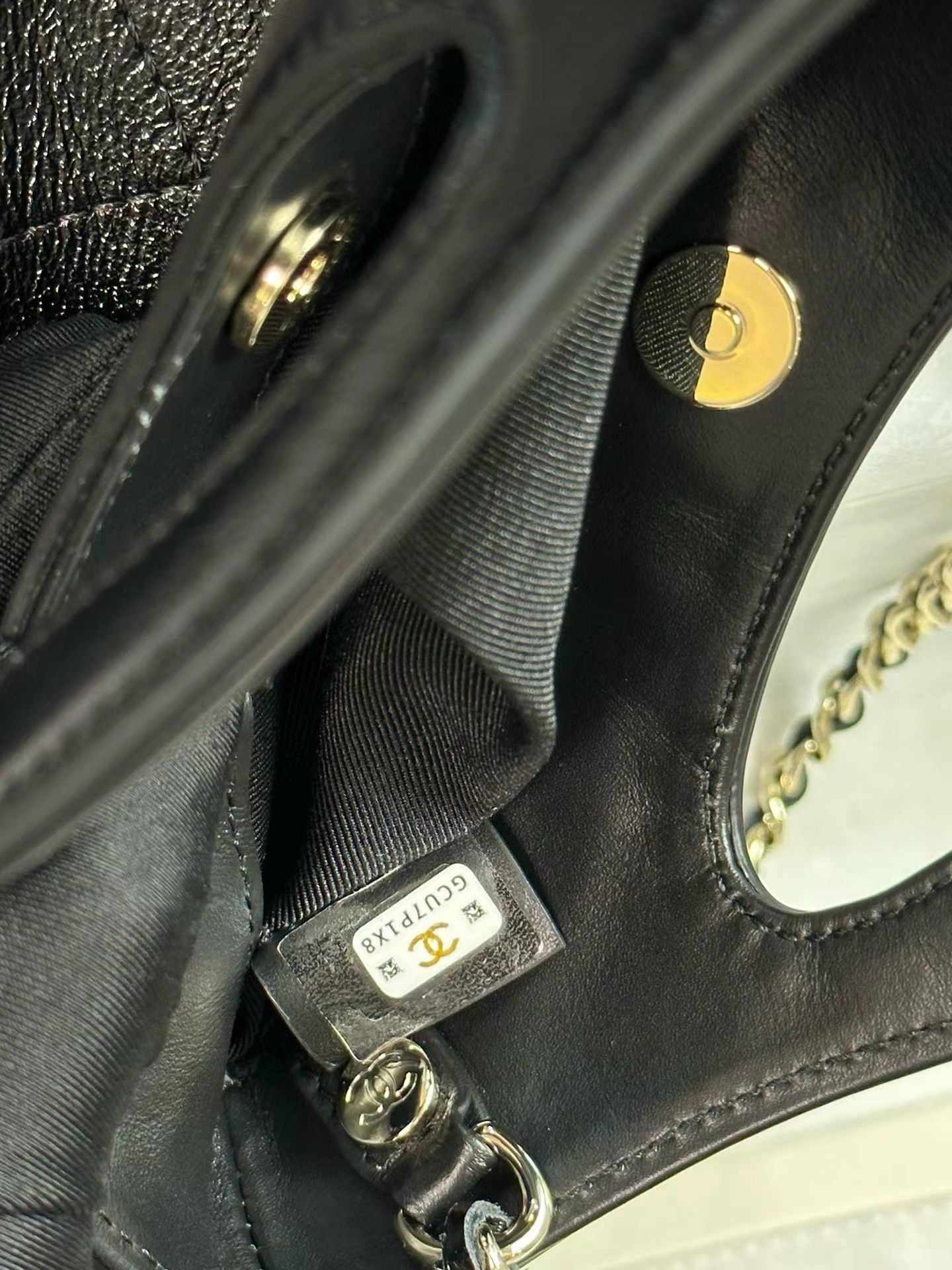 Black 31 Nano bag detail