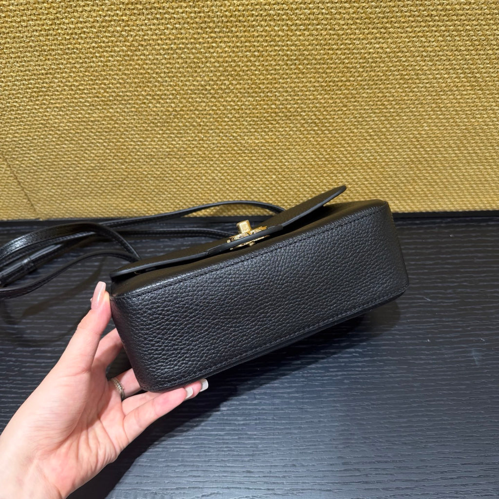 حقيبة Chanel Mini Flap Shoulder Bag السوداء - صورة 5
