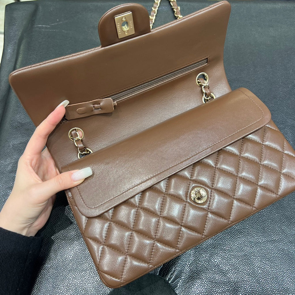 Chanel Classic Flap bag in brown, open interior