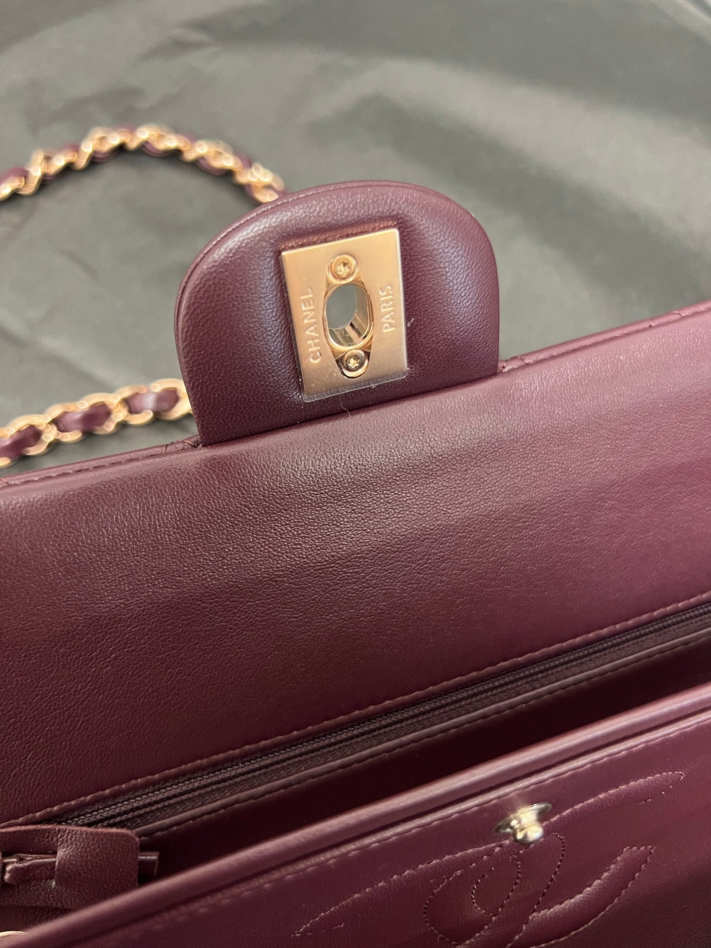Chanel Classic Flap bag burgundy turn-lock detail