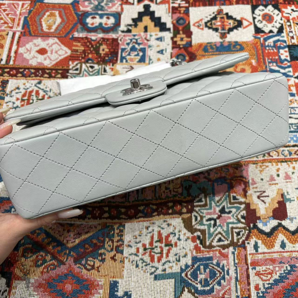 Chanel Classic Flap bag in light gray, base view