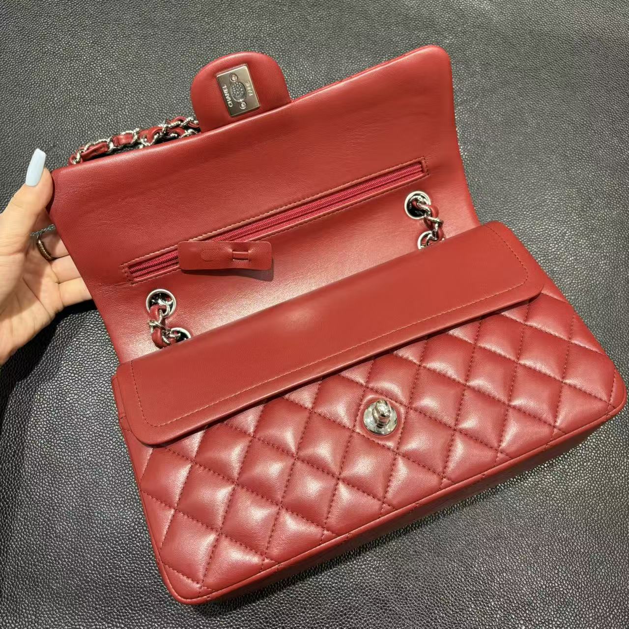 CHANEL Classic Flap Bag Red - view 1