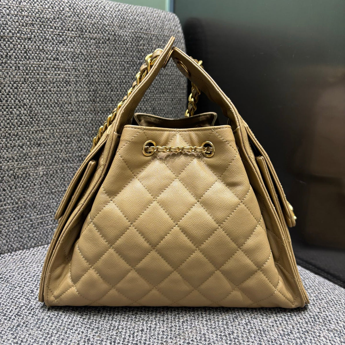 Chanel beige quilted bucket bag, rear view