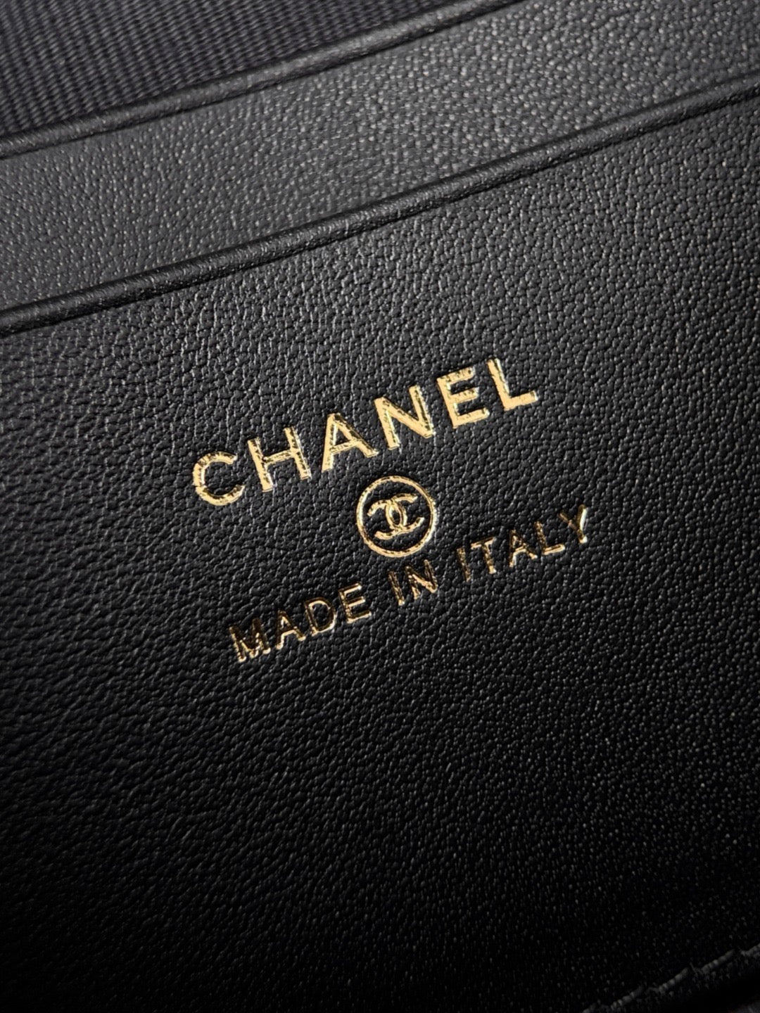 Chanel quilted vanity case black view 6