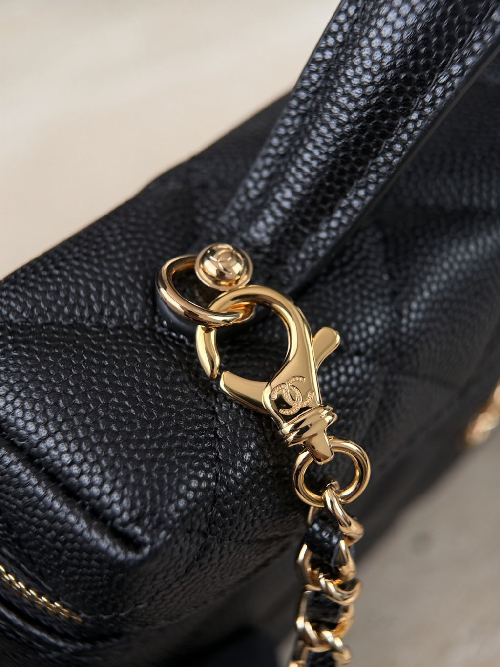 Chanel quilted vanity case black view 9