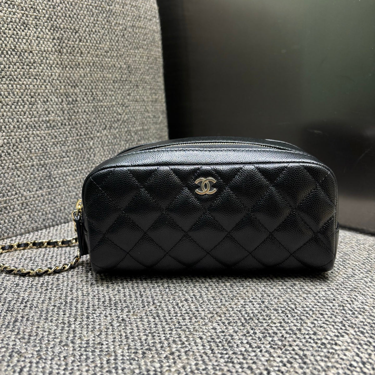 حقيبة Chanel Double Zip Vanity Case السوداء - صورة 1