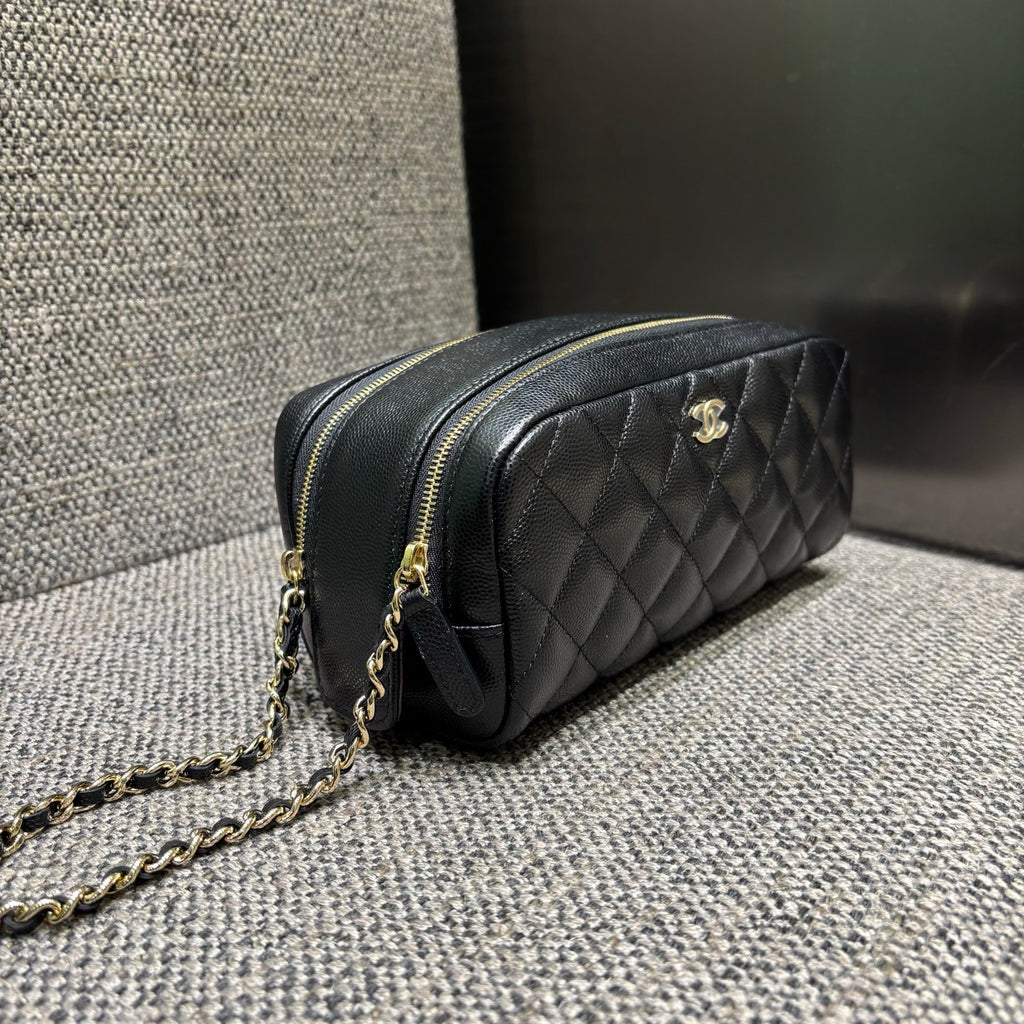 حقيبة Chanel Double Zip Vanity Case السوداء - صورة 2