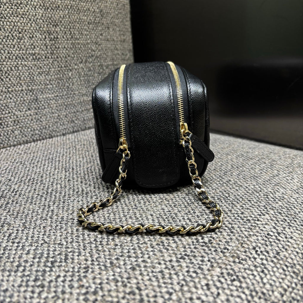 حقيبة Chanel Double Zip Vanity Case السوداء - صورة 3