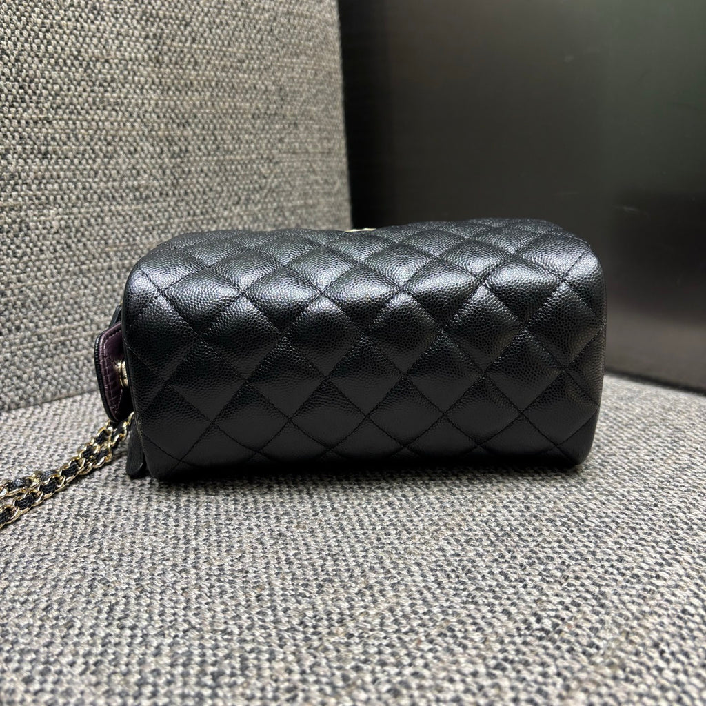 حقيبة Chanel Double Zip Vanity Case السوداء - صورة 6
