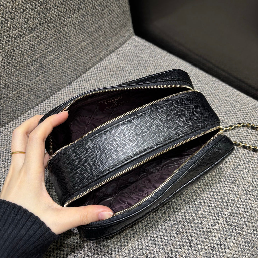 حقيبة Chanel Double Zip Vanity Case السوداء - صورة 7