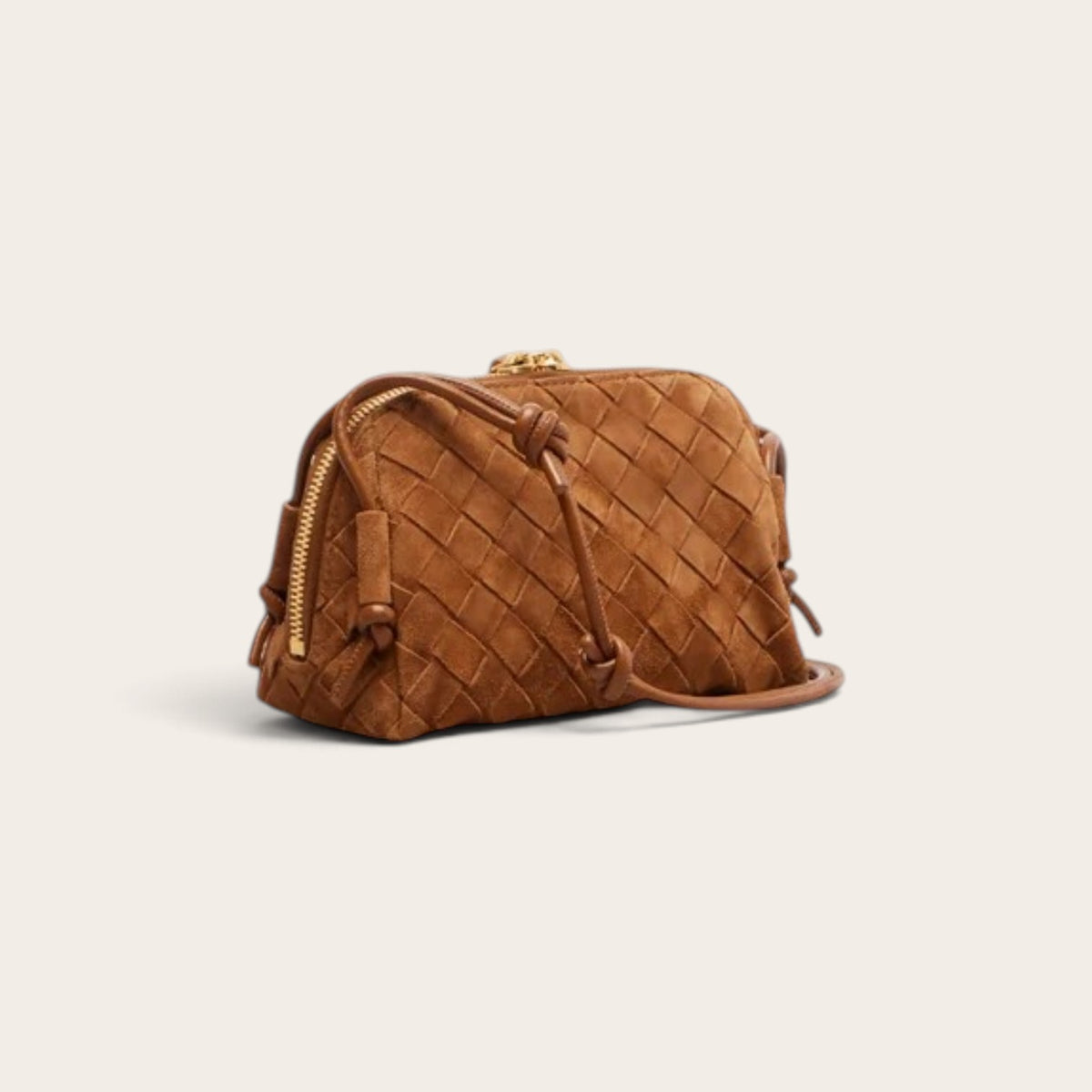 Bottega Veneta Concert Pouch Brown detail
