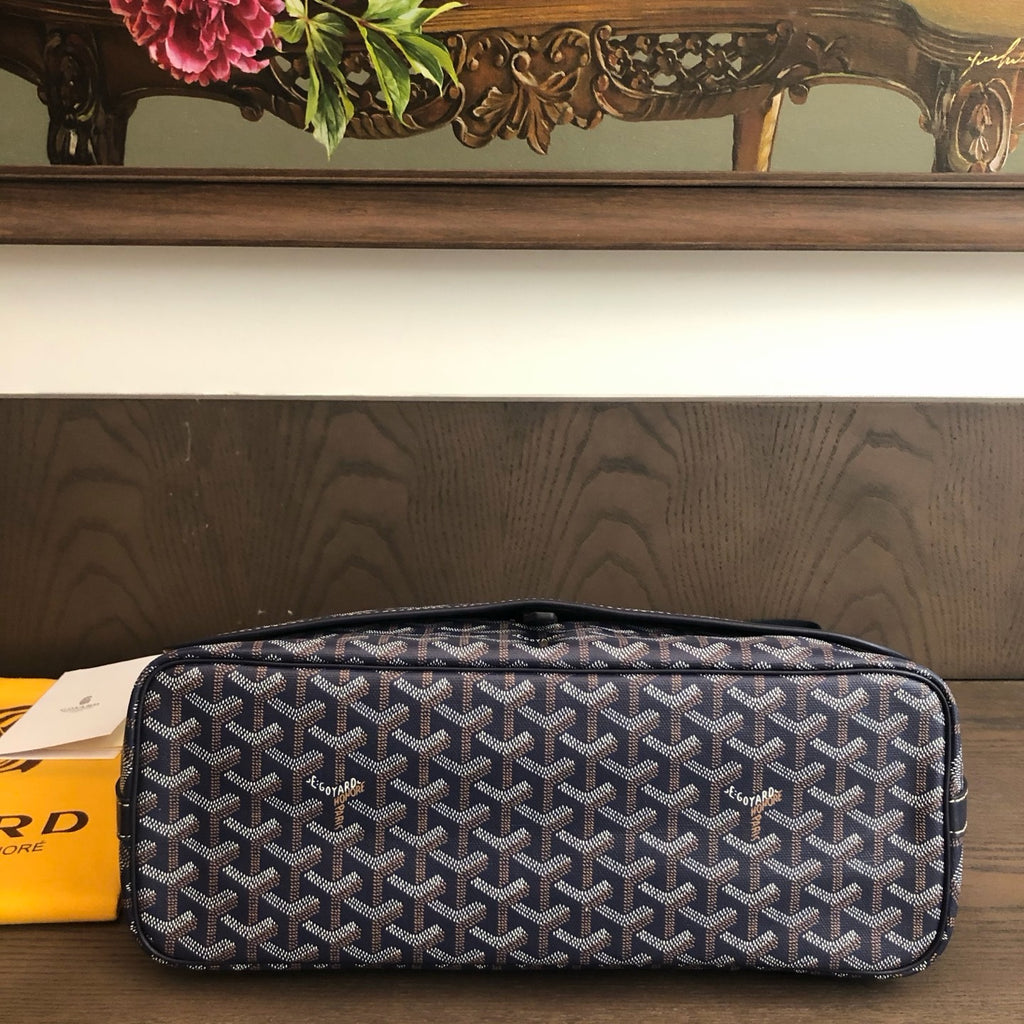 Goyard messenger bag dark color base view