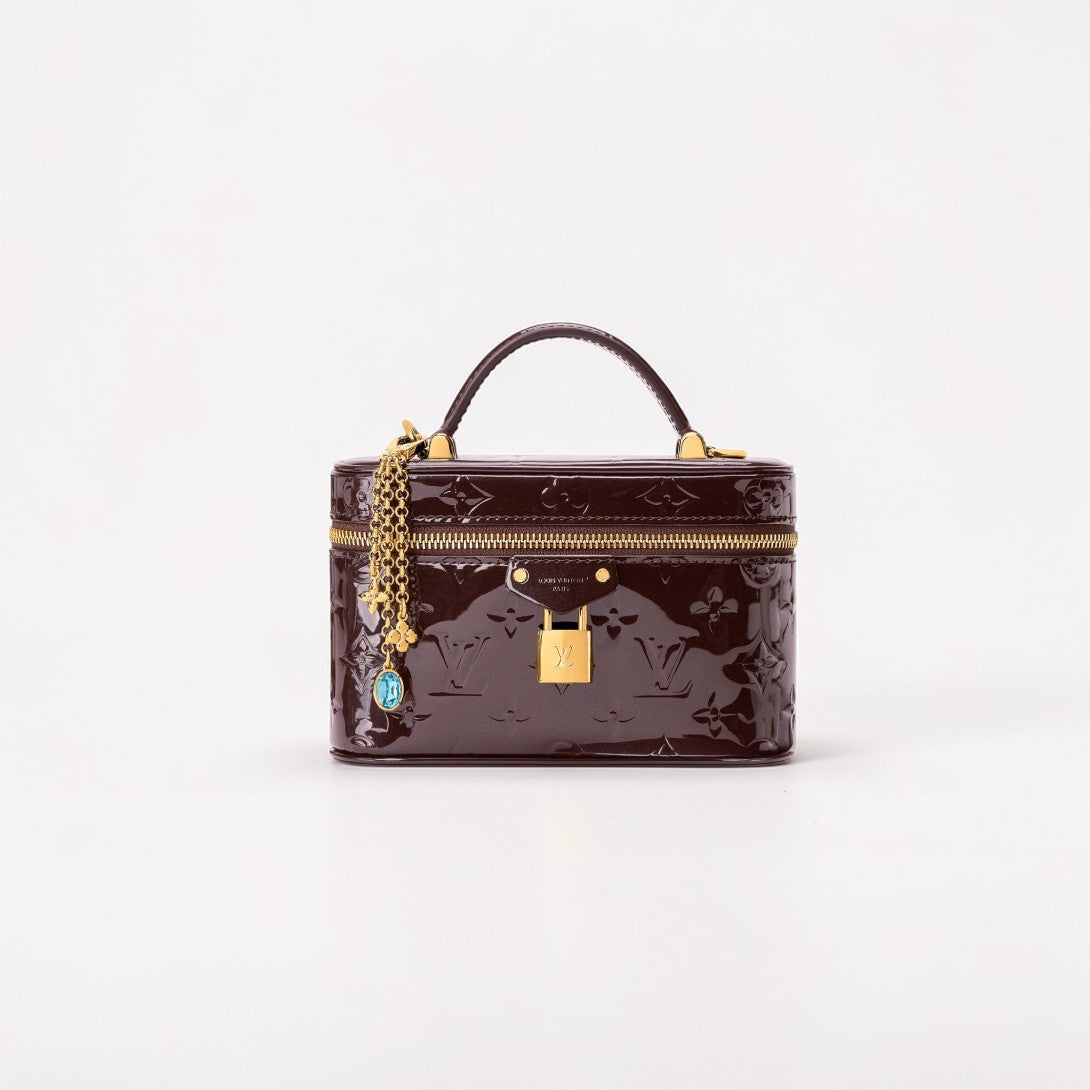 LV Vanity Chain Pouch UB3701